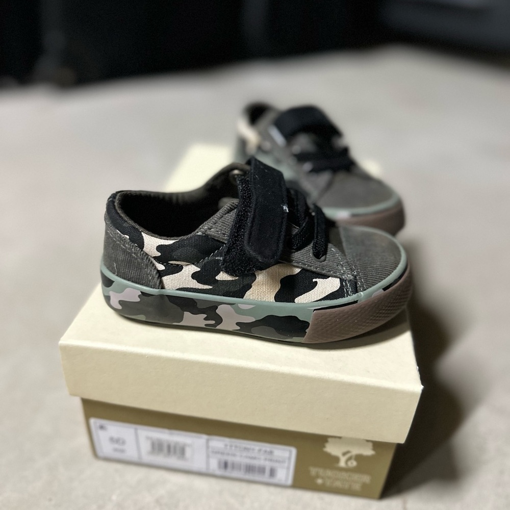 Tucker and Tate toddler boys shoes camo 5D